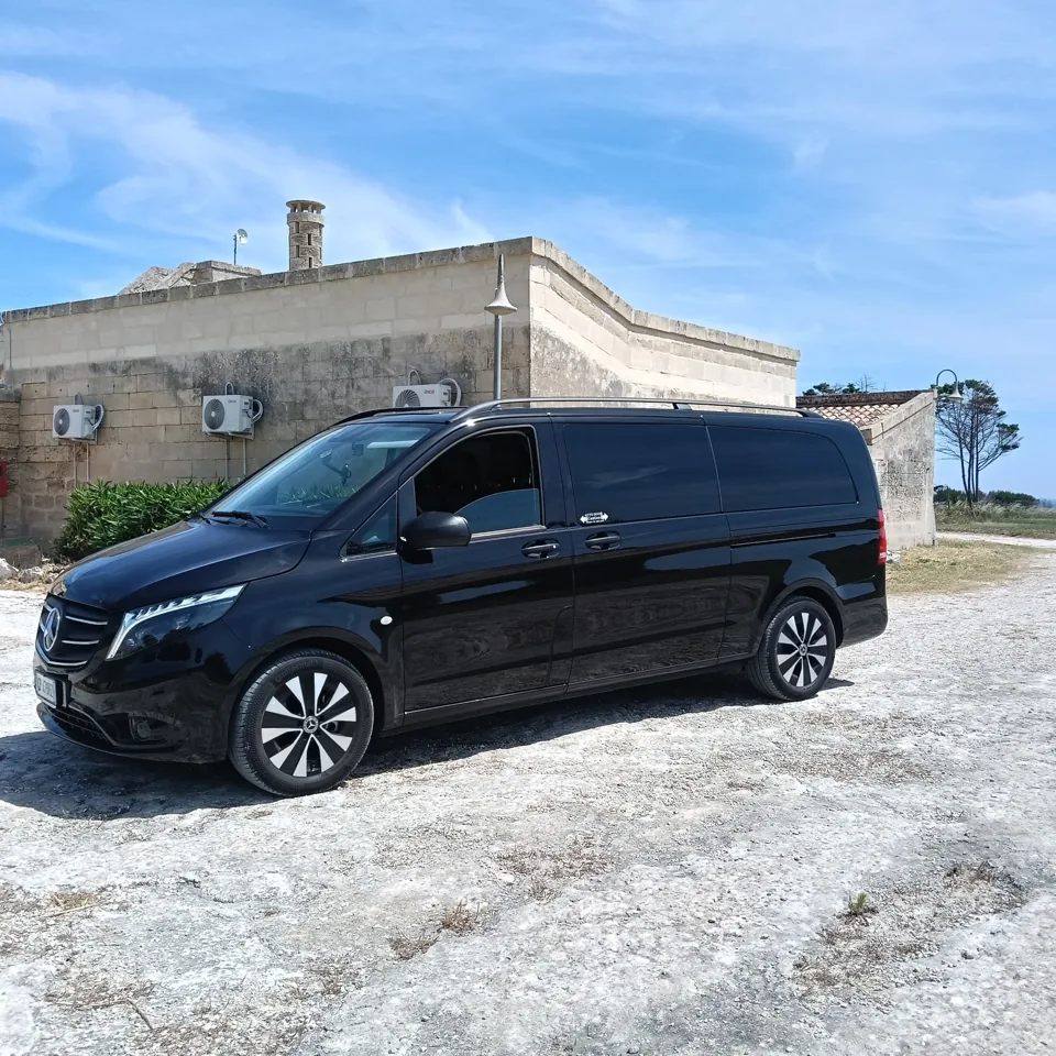 Mercedes Vito pour les groupes jusqu’à 8 passagers